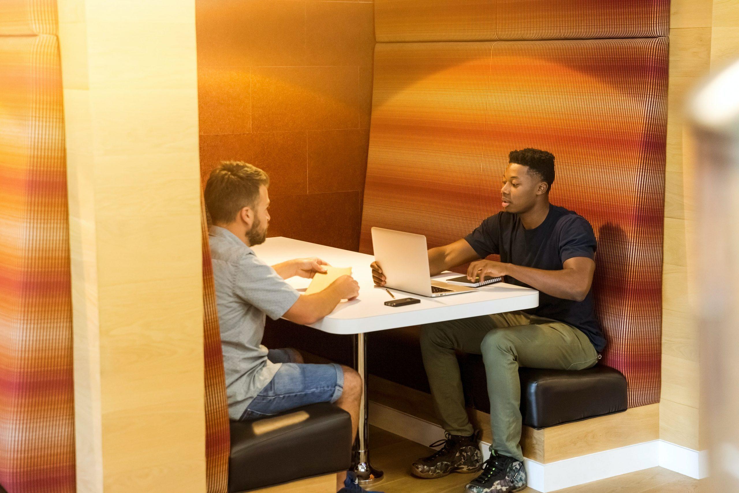 Workplace etiquette: Rules that Professional Must Follow image of Workplace etiquette: Rules that Professional Must Follow